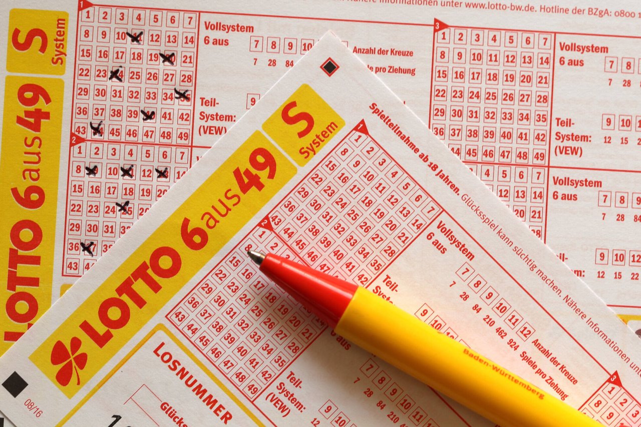 Lotto Mann mit MegaGewinn lustig, was er dann macht DerWesten.de