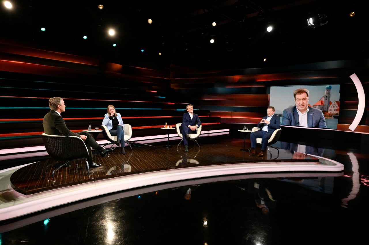 Seit über einem Jahr findet die ZDF-Show in einem leeren Fernsehstudio statt. 