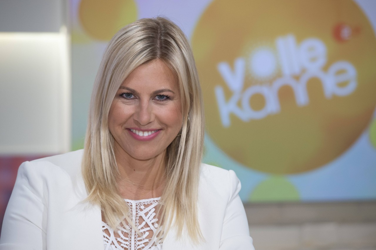 Nadine Krüger begrüßt die „Volle Kanne“ zukünftig aus einem neuen ZDF-Studio.