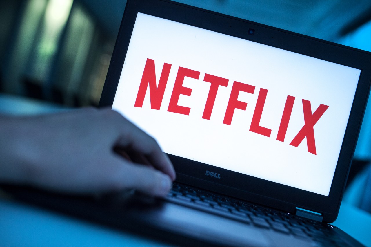 Netflix wird wegen Preiserhöhungen abgemahnt. Können Nutzer jetzt ihr Geld zurückbekommen? (Symbolbild)