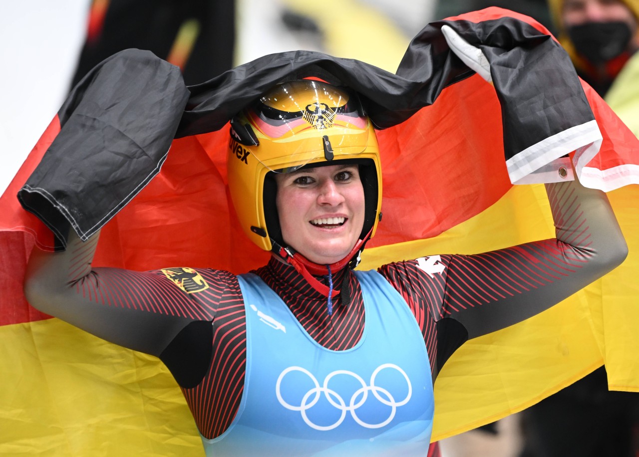 Bei Grubes Abschied feierte Geisenberger ihren dritten Olympiasieg.