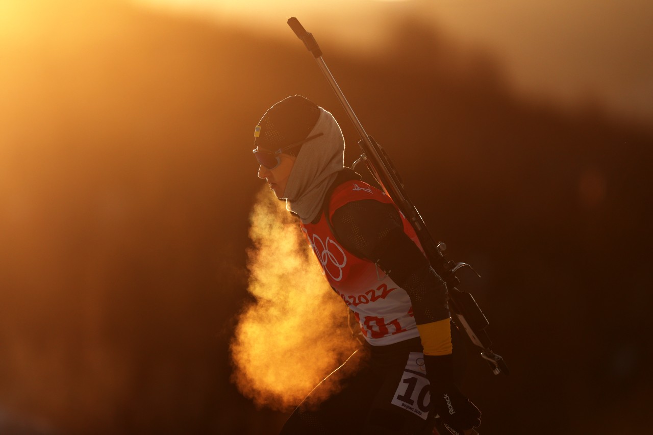 Bitteres Ende für Biathlethin Valentina Semerenko bei Olympia 2022. 
