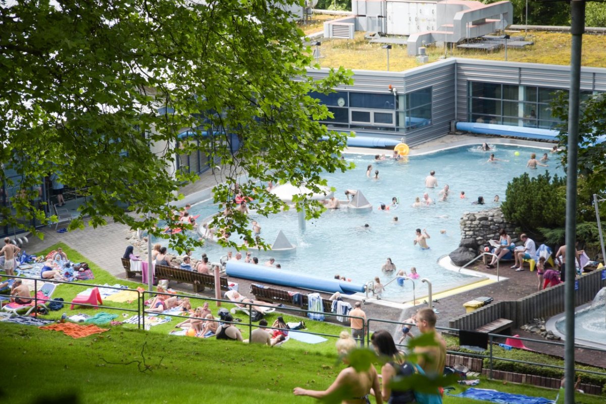 Parkbad_Velbert_Freibad.jpg