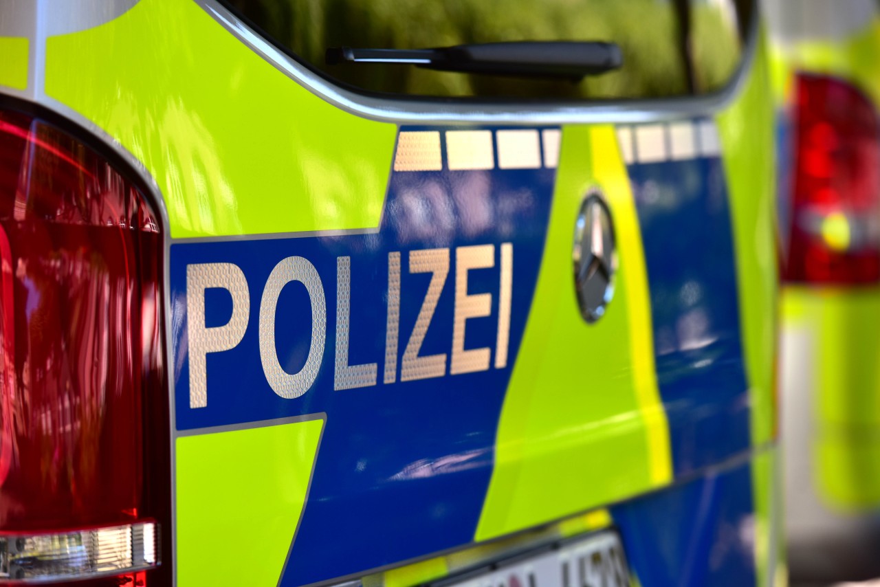 Mehrere Einsätze wegen Schlägereien für die Polizei in Duisburg. (Symbolbild)