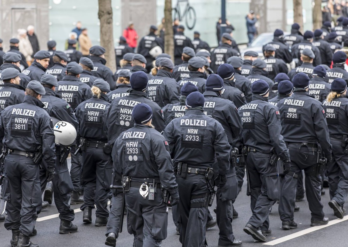 Polizei NRW.jpg