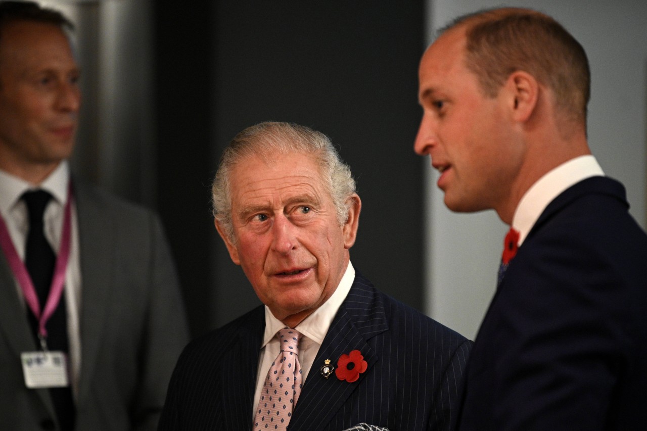 Royals: Prinz Charles heckte einen Plan aus, um alle hinters Licht zu führen.