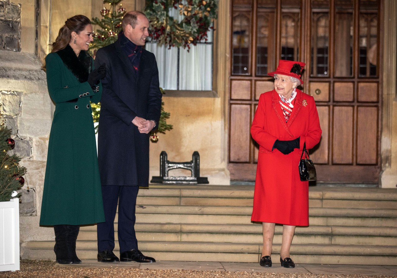 Prinz William, Kate Middleton und Queen Elizabeth II.
