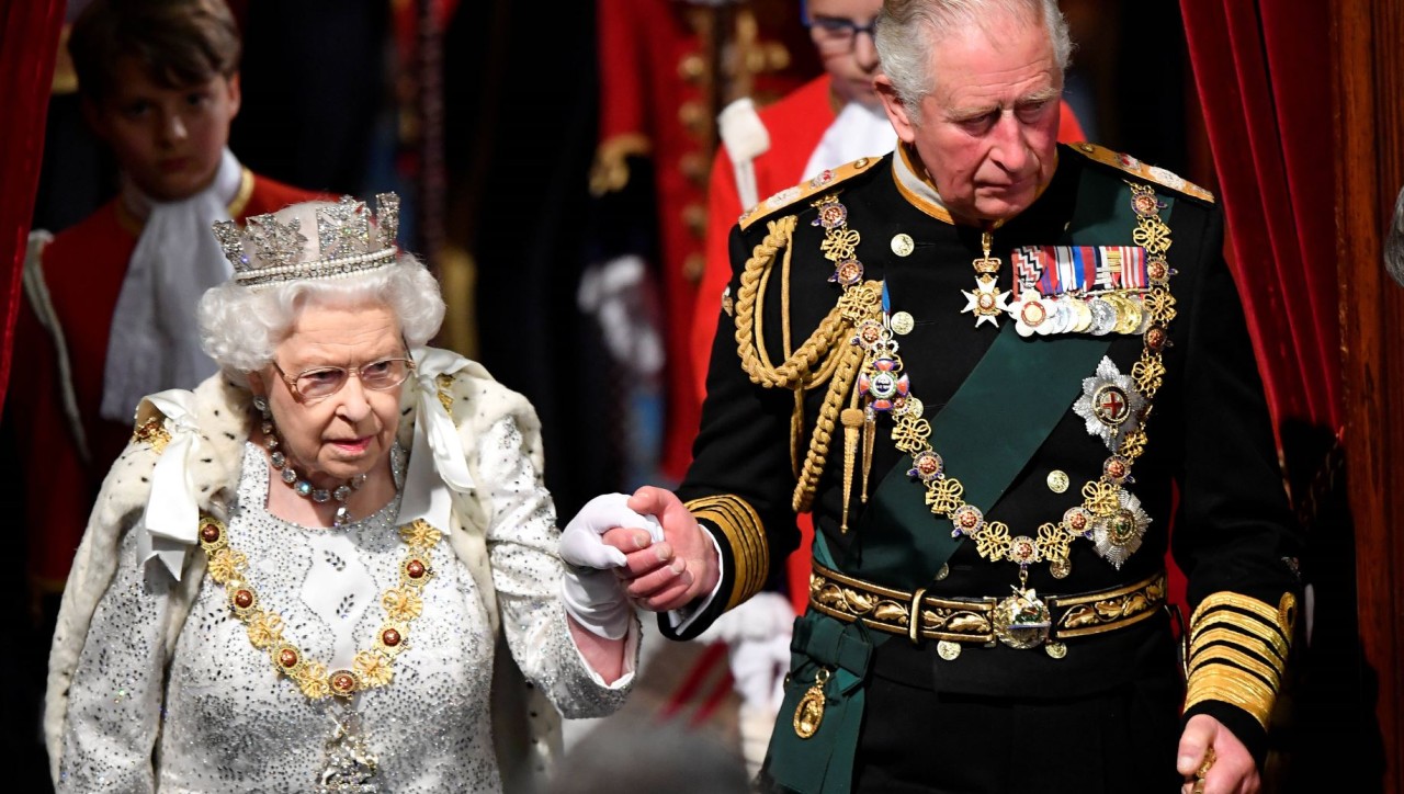 Queen Elizabeth II. und ihr Sohn Prinz Charles.