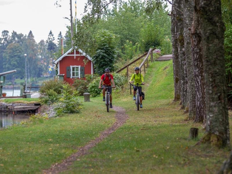 Radtouristen in Schweden können den Vänern im Sommer auf einem neuen Radwanderweg umrunden. Der Vänerleden wird am 3. Juni eingeweiht.