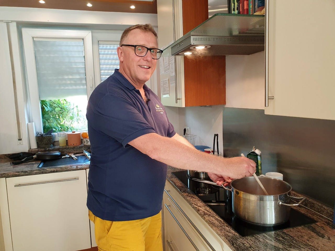 Rainer sorgt schon vor dem großen Abend bei „Das perfekte Dinner“ für Gänsehaut.