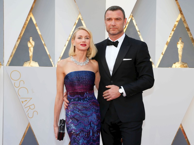 Im Februar posierten sie noch Arm in Arm auf der Oscar-Verleihung: Die beiden Schauspieler Naomi Watts und Liev trennten sich nach elf Jahren Beziehung. Sie  haben zwei gemeinsame Söhne. 