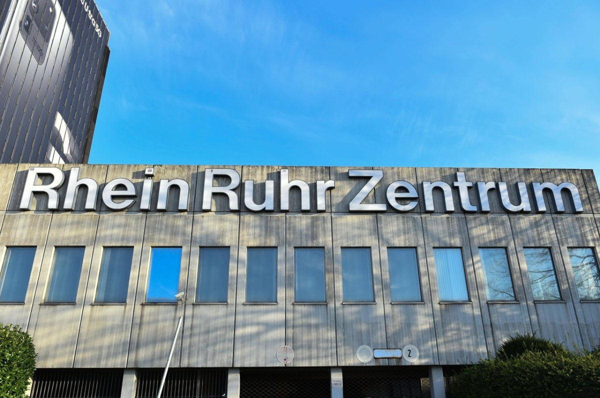 Rhein-Ruhr-Zentrum in Mülheim.jpg