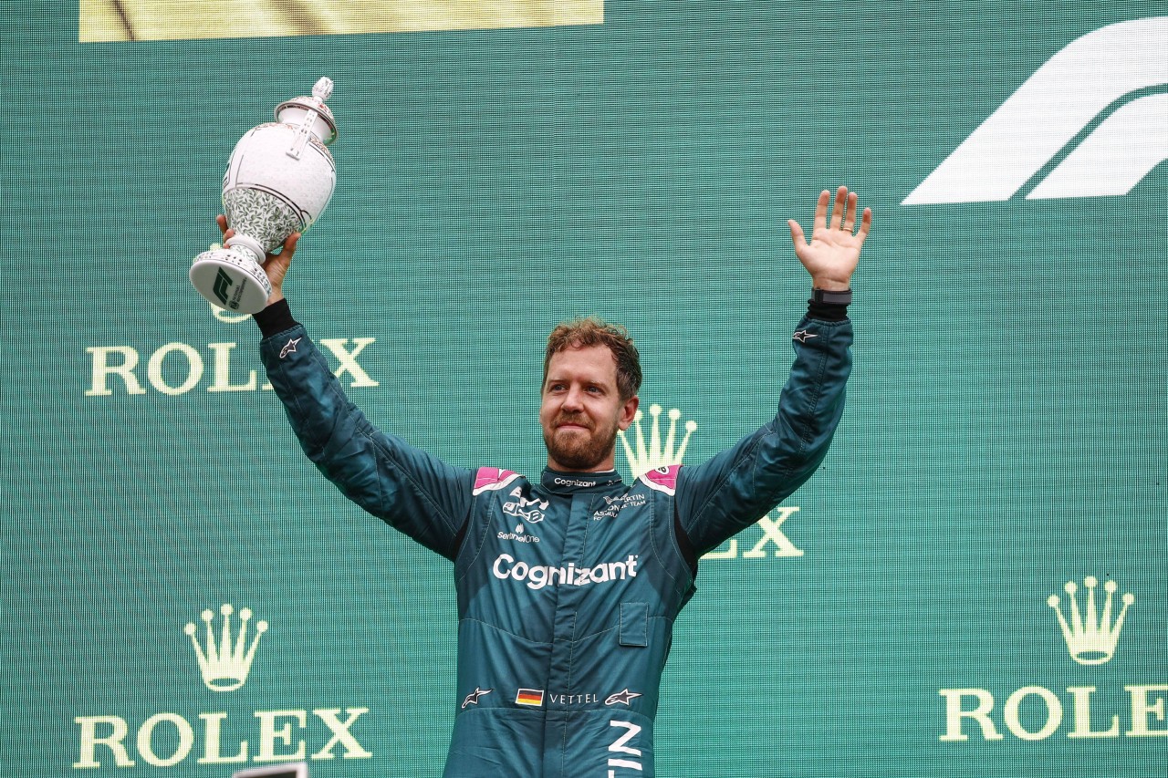 Sebastian Vettels Freude über den zweiten Platz in Ungarn währte nicht lange.