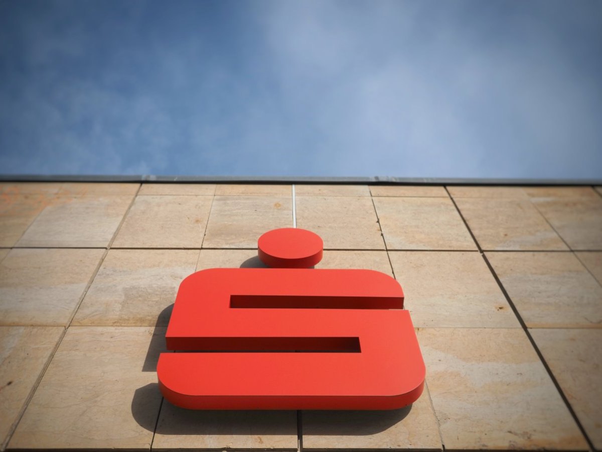 Sparkasse, Commerzbank und Co.: So verhinderst du Kontogebühren.jpg