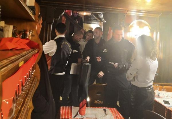 Schüsse in Straßburg: Zwei Menschen starben nach einem Anschlag in der Innenstadt, mindestens elf Menschen wurden verletzt. Die Polizei geht von einem Terrorakt aus.