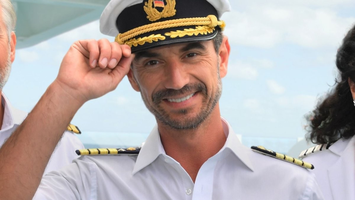 „Traumschiff“-Kapitän Florian Silbereisen muss sein altes Schiff jetzt verlassen. (Archivfoto)