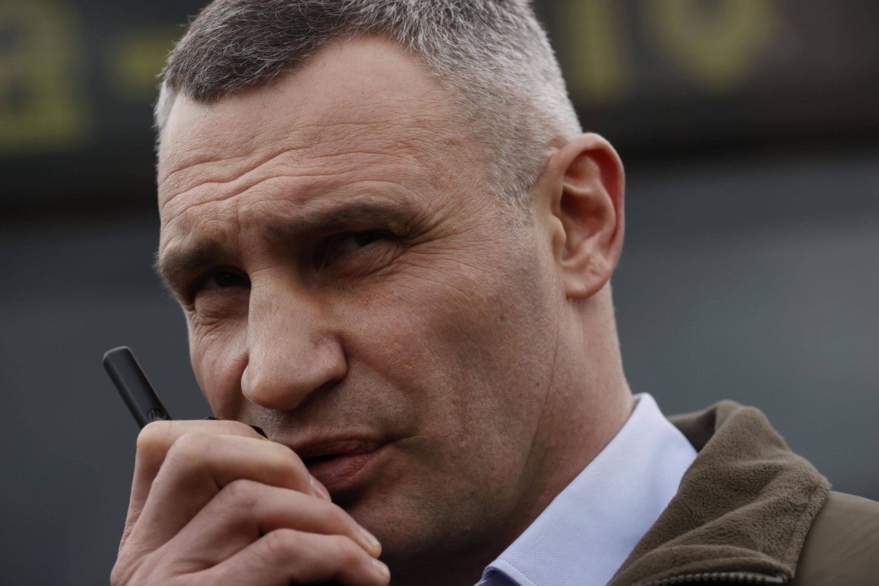 Ukraine: Klitschko verteilte früher Knock-Outs. Jetzt hat Botschafter Andrij Melnyk einen verbalen Seitenhieb von Kiews Oberbürgermeister einstecken müssen. (Archivbild)