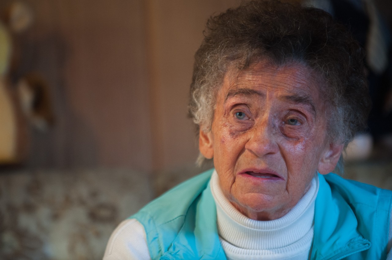 Hat die Hoffnung auf ein Wiedersehen mit ihrem Enkel nicht aufgegeben: Vera Pann (74). (Archivbild)