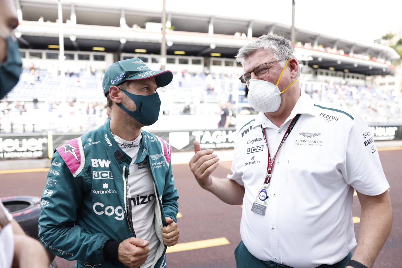 Sebastian Vettel und Otmar Szafnauer.