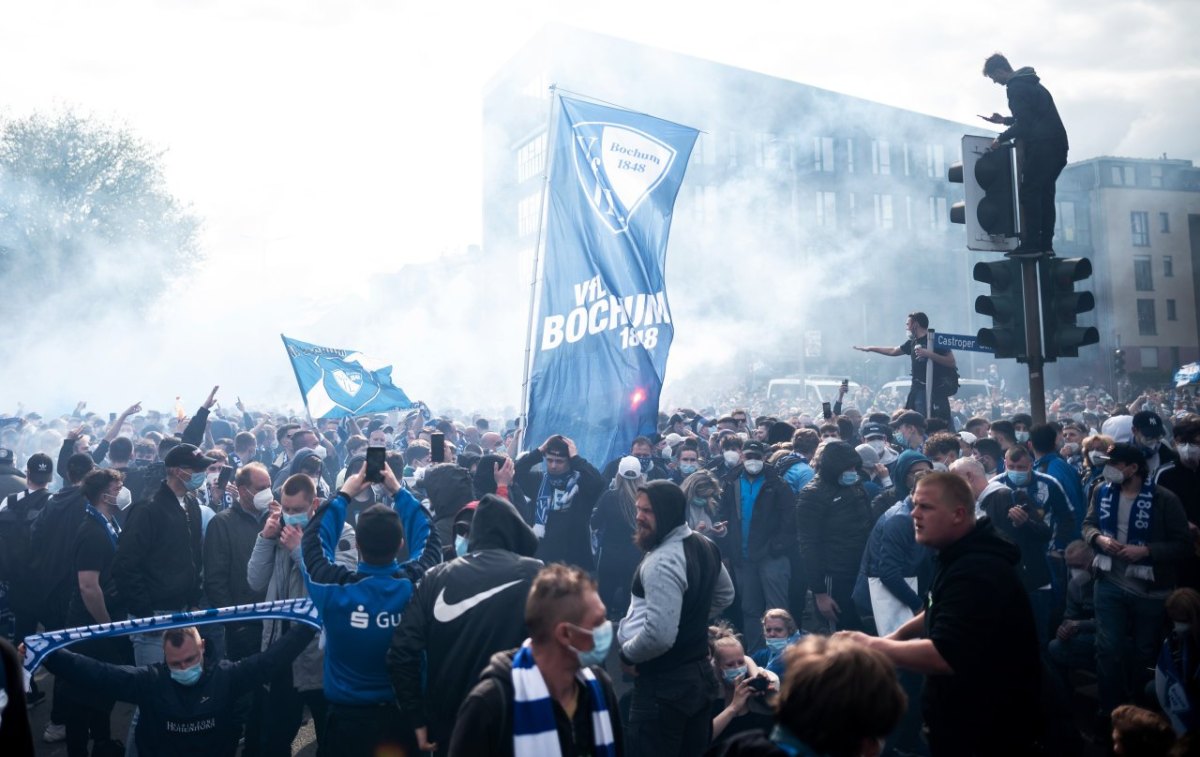 VfL Bochum Aufstieg Castroper Straße.jpg