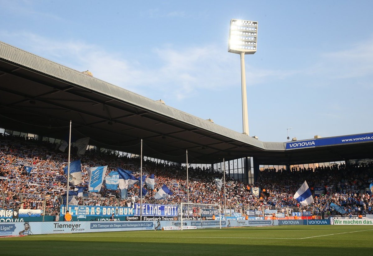 VfL-Bochum-Ruhrstadion.jpg