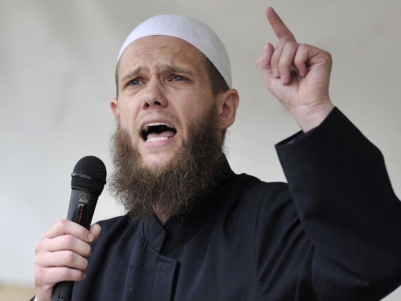Wegen Terrorverdachts angeklagt: Salafist Sven Lau..jpg