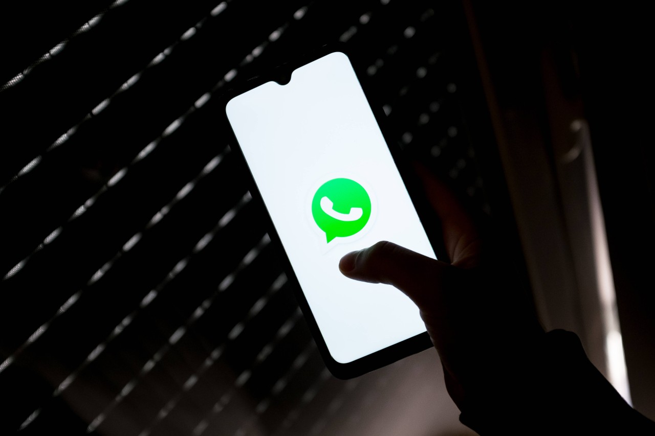 Whatsapp: Vorsicht vor einer betrügerischen Nachricht vom vermeintlichen Kundendienst des Messengers. (Symbolbild)