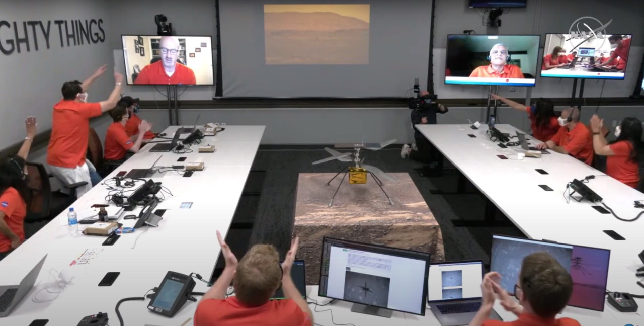 Wissenschaft: Teammitglieder feiern den Start des Mars-Hubschraubers „Ingenuity“ auf der Marsoberfläche.