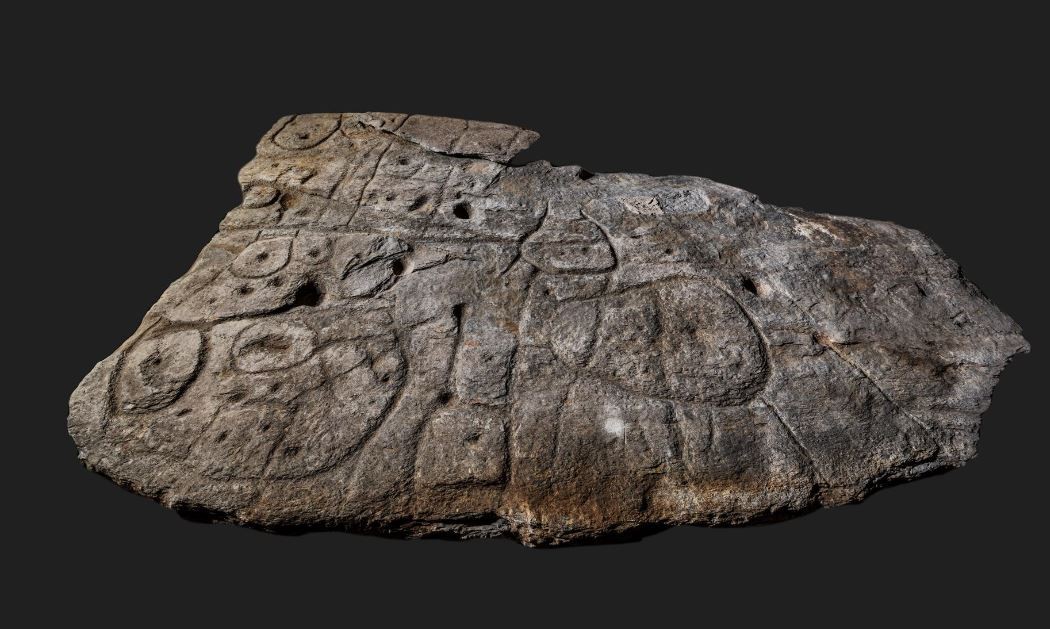 Wissenschaft: So sieht die älteste Steinplatte Europas aus.