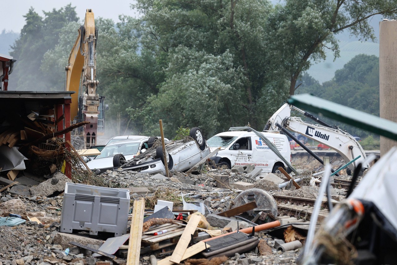 Unwetter in Deutschland: Die Polizei Koblenz warnt vor Falschmeldungen durch Lautsprecher. (Symbolbild)