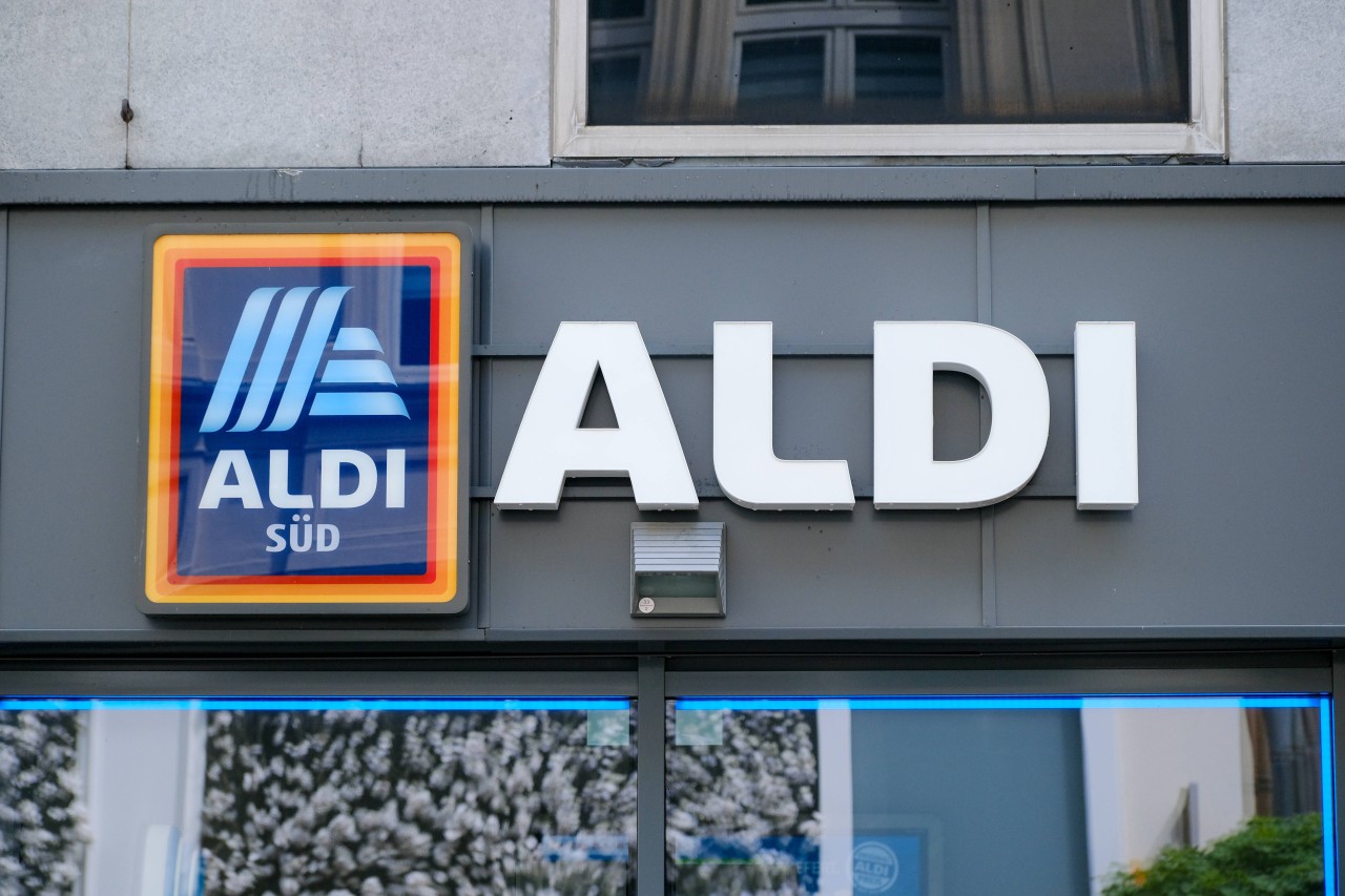 Aldi Süd kann derzeit nicht alle Kunden mit Prospekten versorgen. 