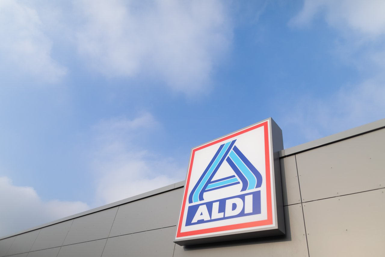 Aldi in Essen weiht neues Gebäude ein so groß wie 14 Fußballfelder