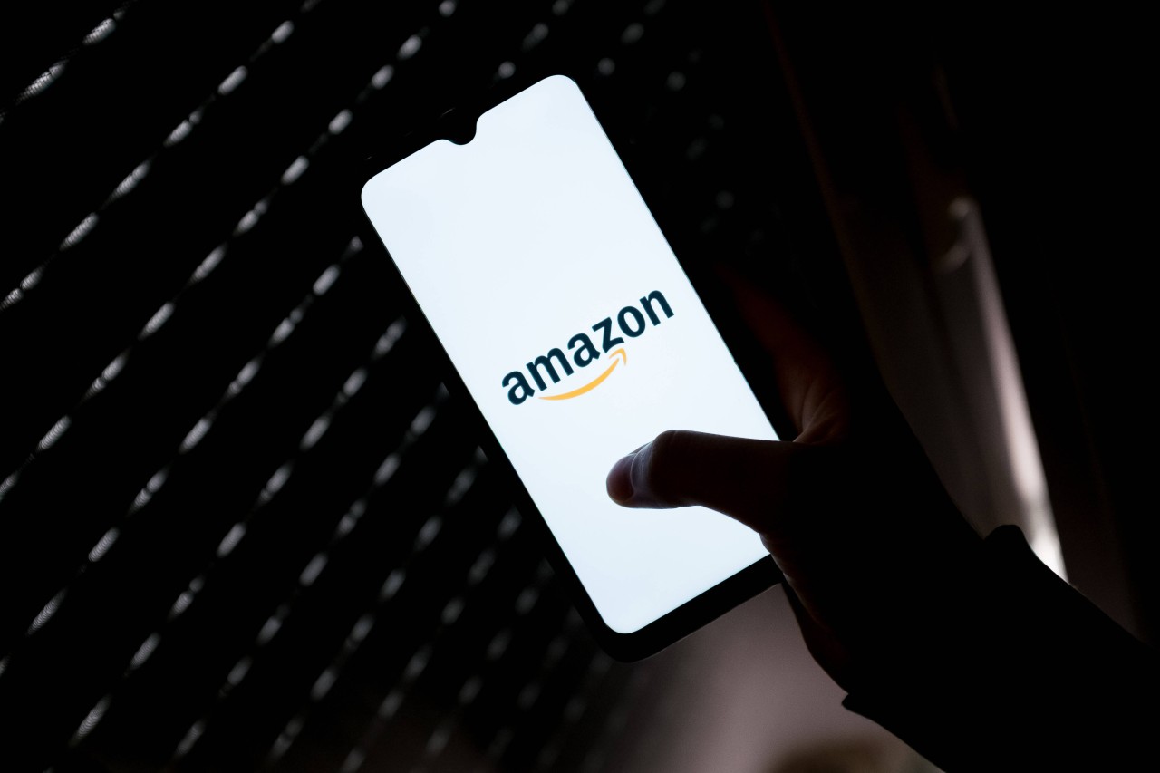 Amazon will durchgreifen und Betrügern bei Kundenbewertungen den Gar ausmachen. 