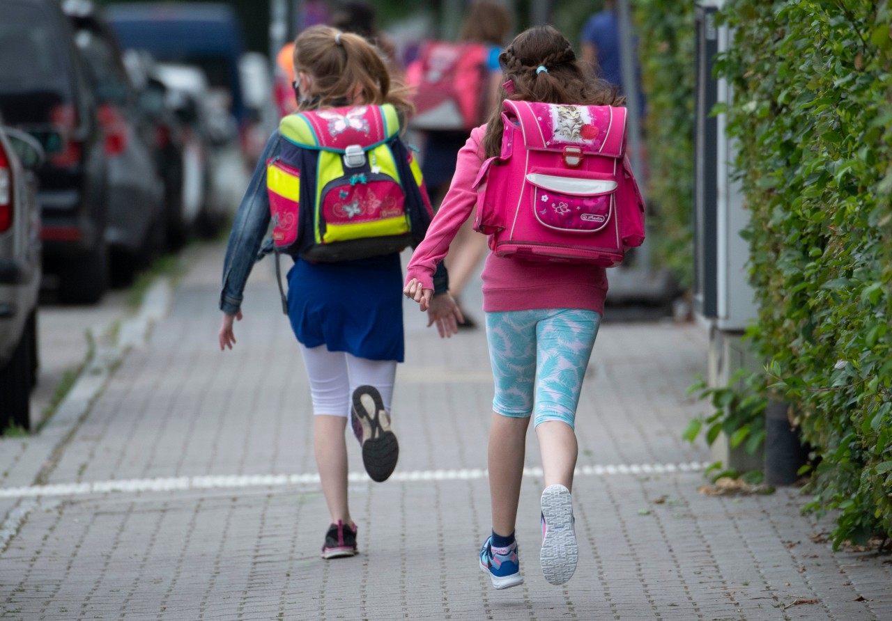 Eltern von Grundschulkindern in Bochum sind alarmiert. (Symbolbild)
