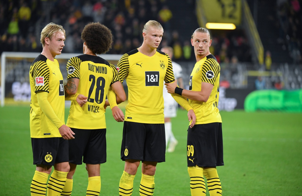 Borussia Dortmund – Greuther Fürth im Live-Ticker: Der BVB muss auf Marius Wolf (r.) verzichten.