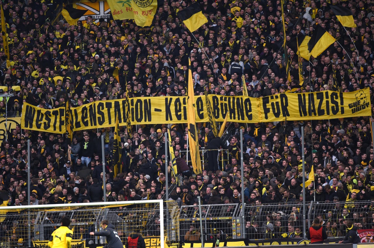 Die Dortmunder Fanszene adressierte zuletzt immer wieder das Nazi-Problem in der eigenen Stadt.