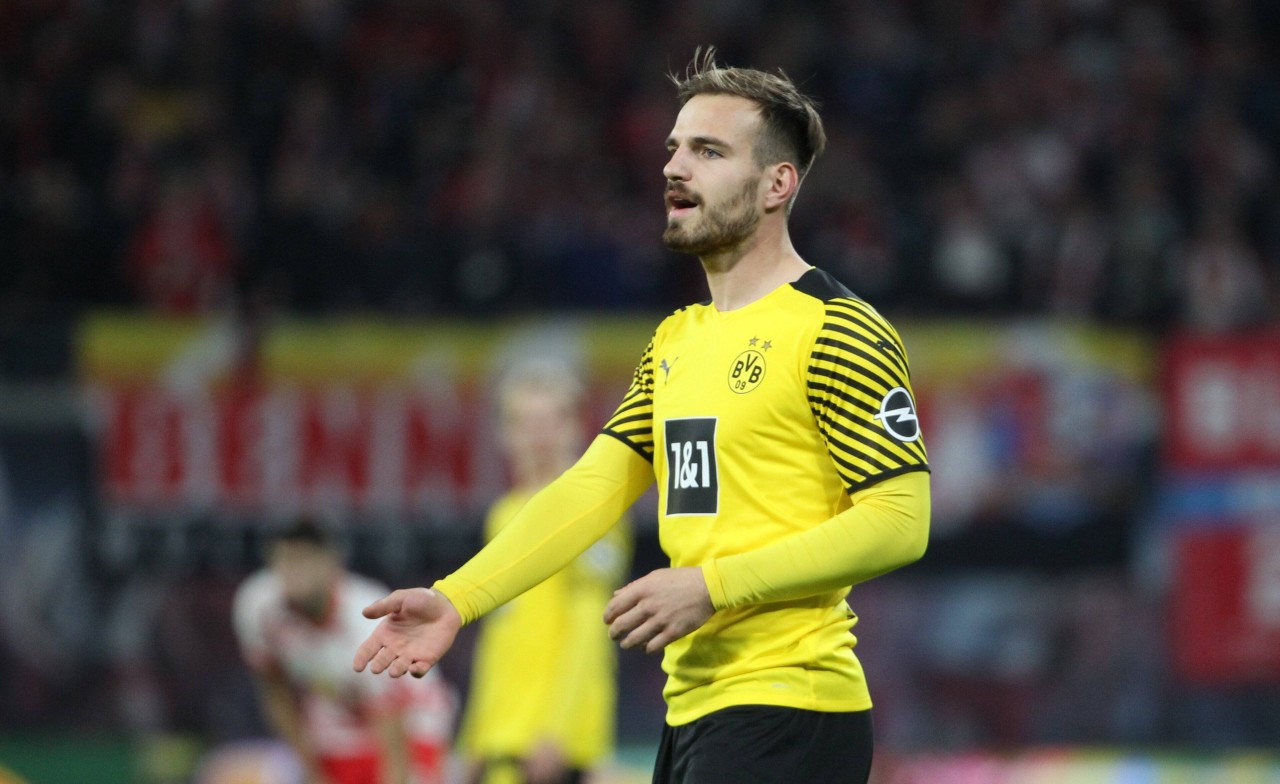 Marin Pongracic droht ein schnelles Aus bei Borussia Dortmund.