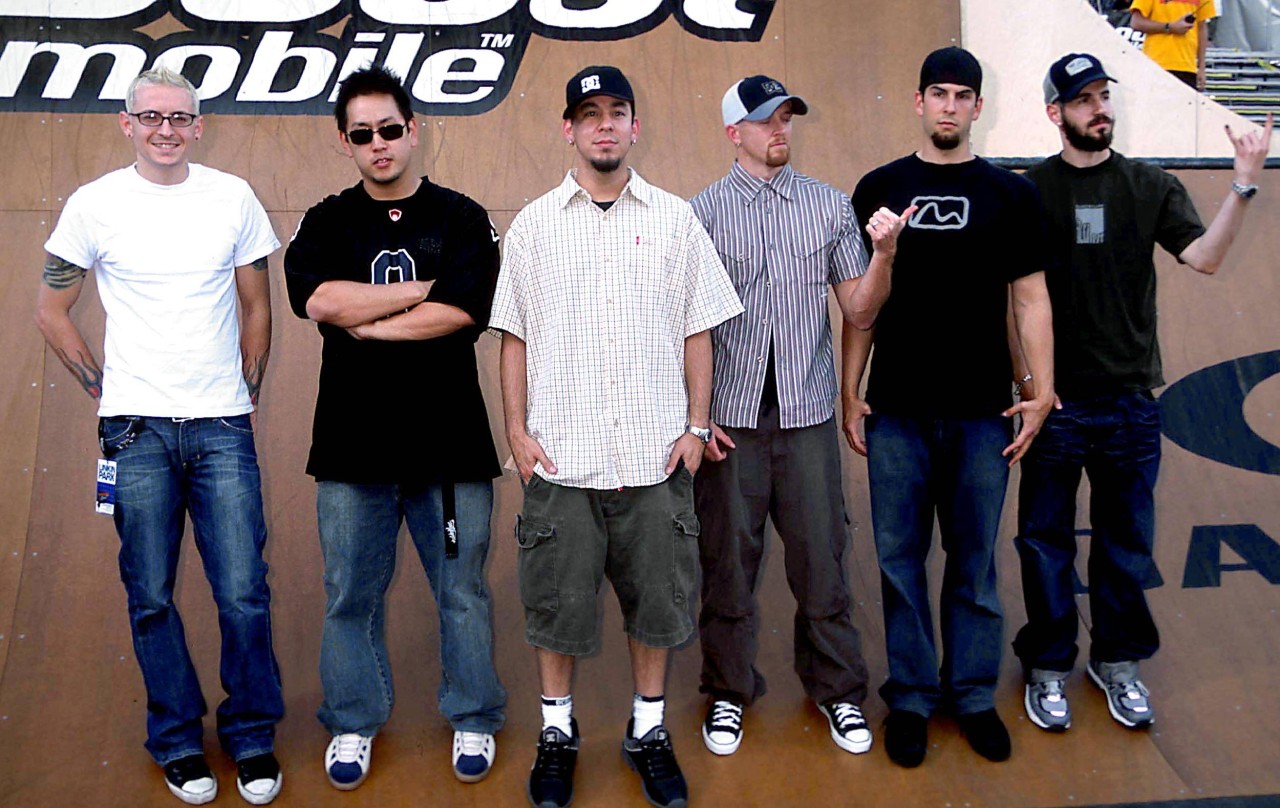 Im Jahr 2000 begann für Linkin Park der große Erfolg (Bennington ganz links).