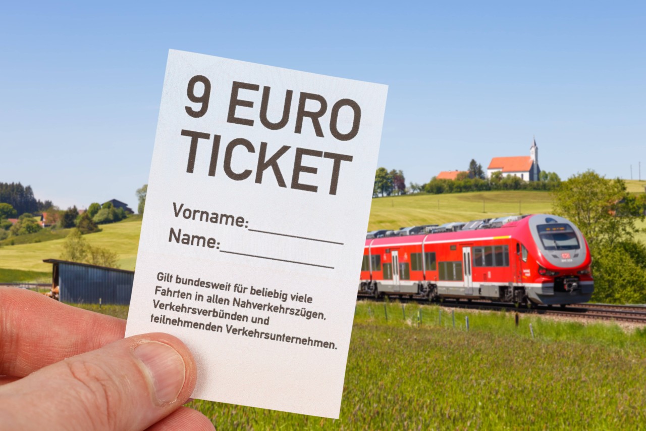 Die Deutsche Bahn führt das 9-Euro-Ticket ein. Doch in manchen Regionen werden die Menschen Zusatz-Tickets brauchen.