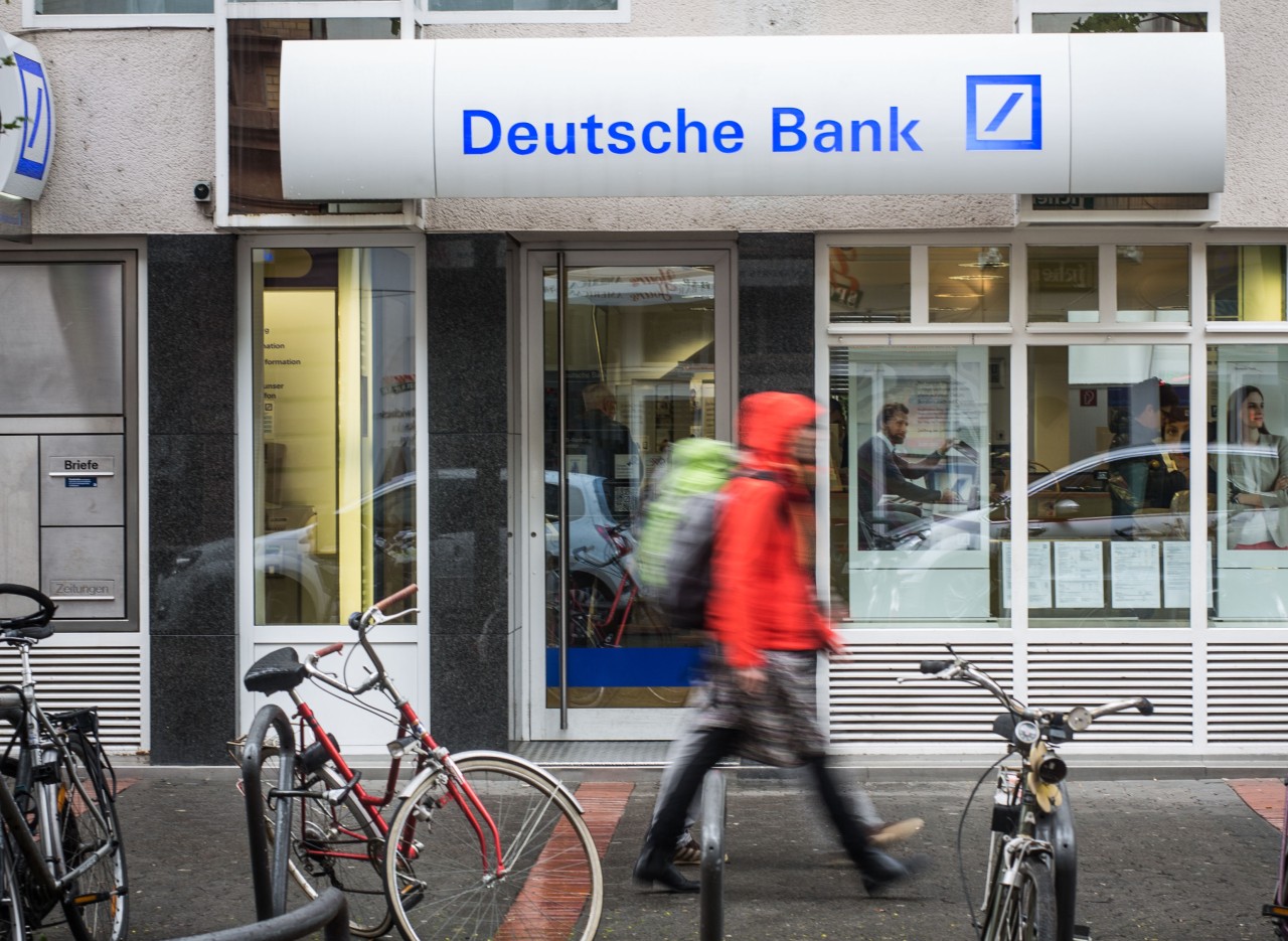 Deutsche Bank, Volksbank und Co.: Eine bösartige App bringt Kontobesitzer um ihr Geld. (Symbolbild)
