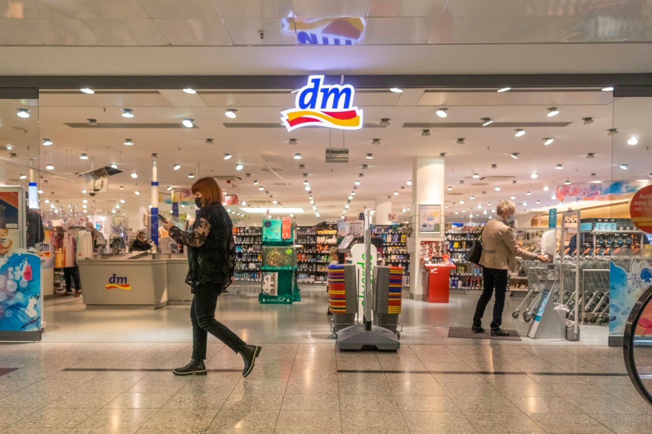 dm erweitert beliebten Service für Kunden entscheidender Haken