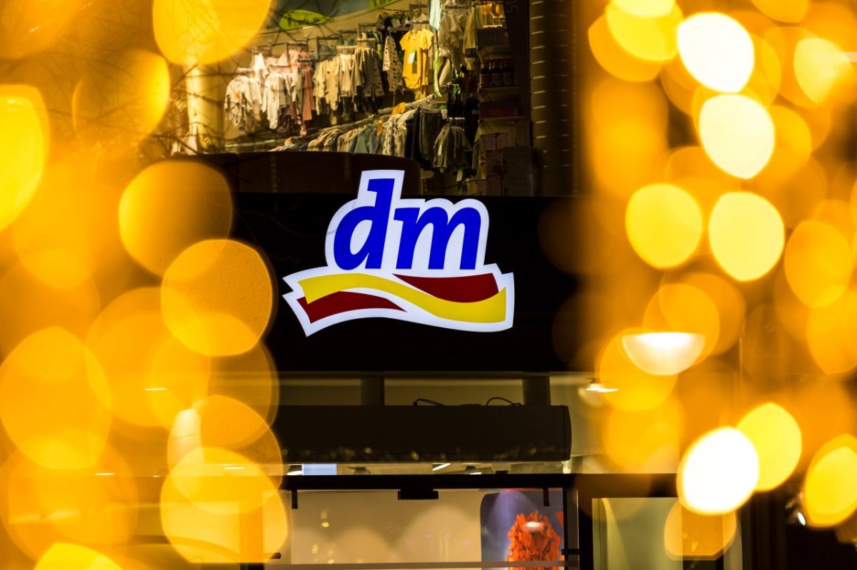 dm-logo.jpg