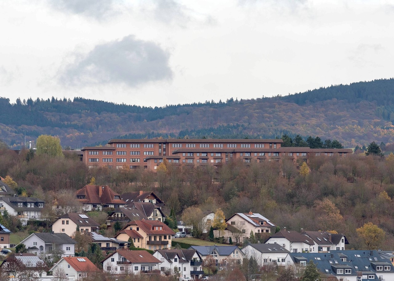 Die Gebäude des Zweigbüros Zentraleuropa der Zeugen Jehovas in Selters am Taunus in Hessen.