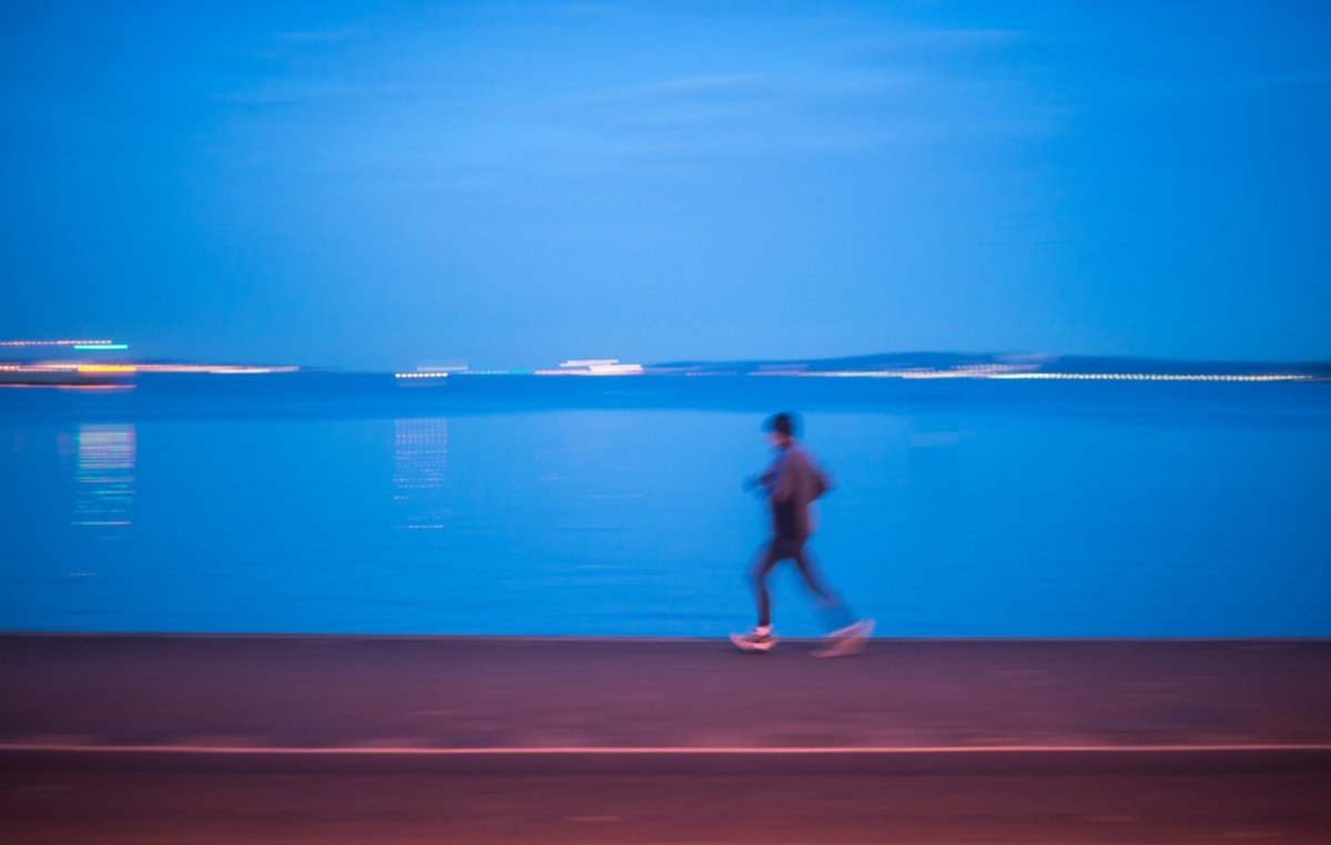 dpa_14906600A548524D Abendlauf.jpg