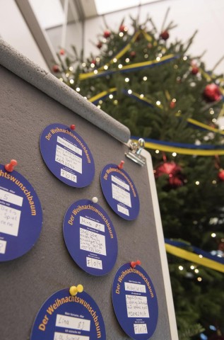 Der Rotary Club Duisburg hat 2020 unter anderem eine Weihnachtswunschbaum-Aktion ins Leben gerufen. (Symbolbild)