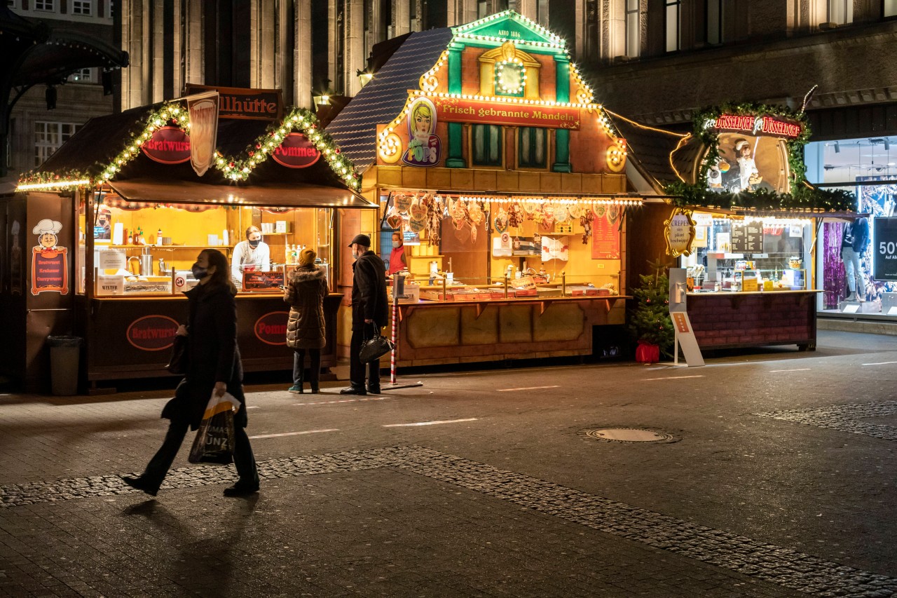 Auf einem besonderen Weihnachtsmarkt in Duisburg bekommst du alternative Speisen. 