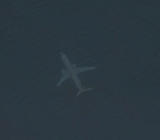 Google Maps zeigt ein Flugzeug unter Wasser – oder doch nicht?