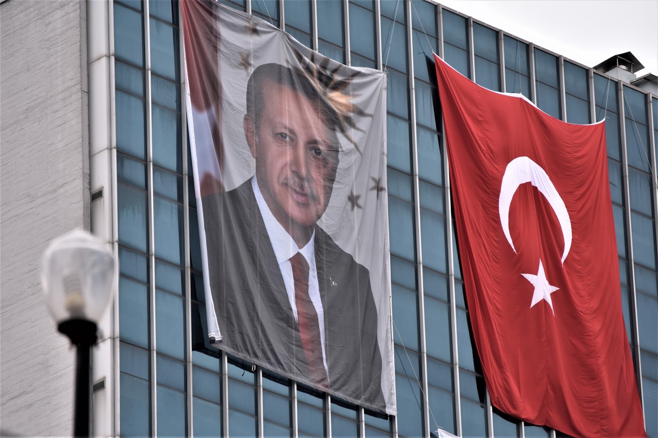 Wo man hinschaut: Vor den Kommunalwahlen ist das Gesicht von Recep Tayyip Erdogan überall – dabei geht es gar nicht um ihn.