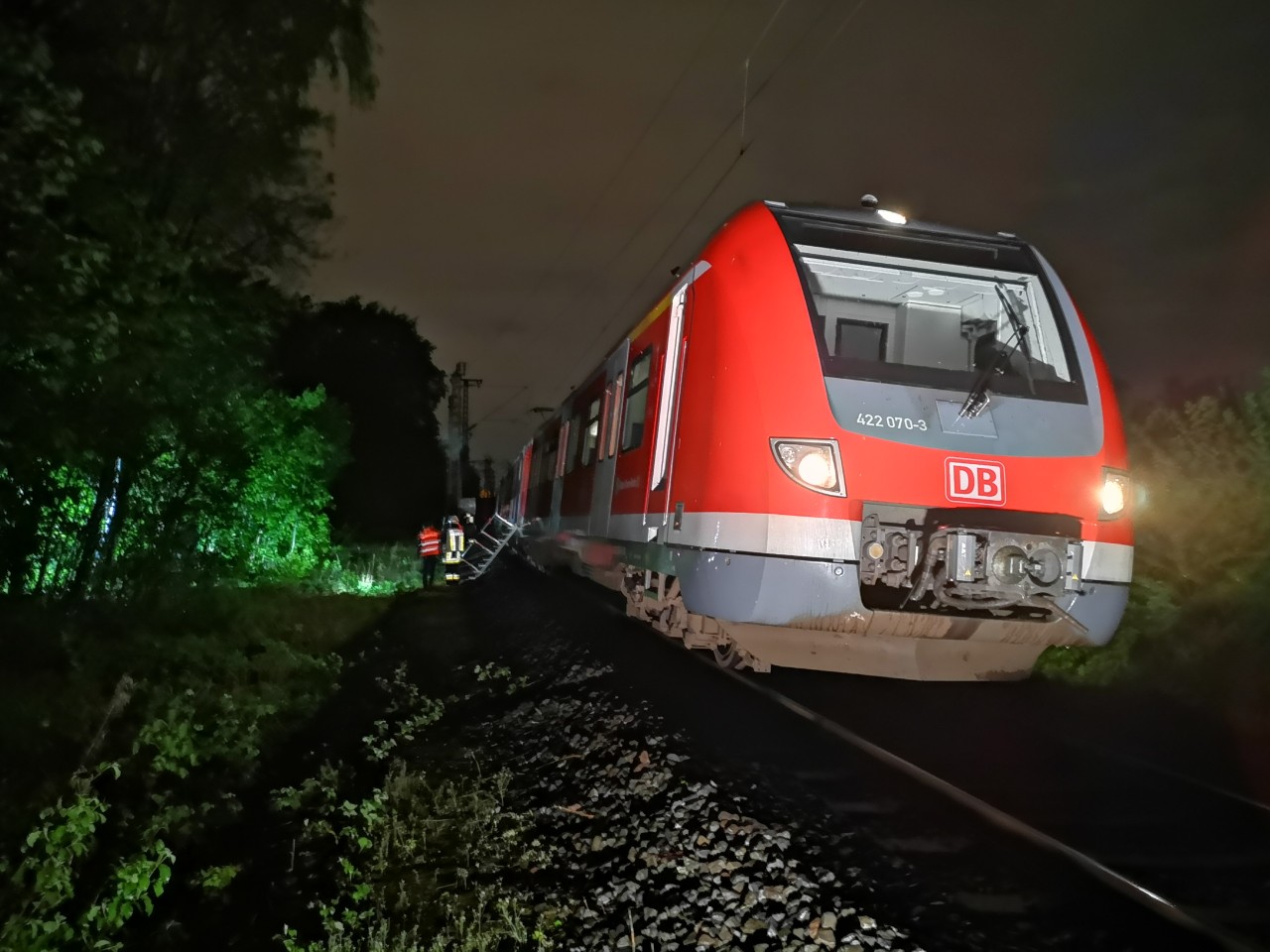 Eine Bahn der Linie S1 musste in Essen evakuiert werden.