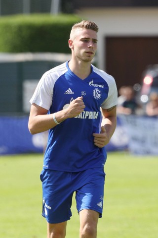 Verlässt ein weiterer Offensiv-Spieler den FC Schalke? Wie die Bild berichtet, steht Felix Platte auf der Schalker Streichliste. Ein Interessent: Dynamo Dresden. Im Bericht ist von einer möglichen Leihe die Rede.